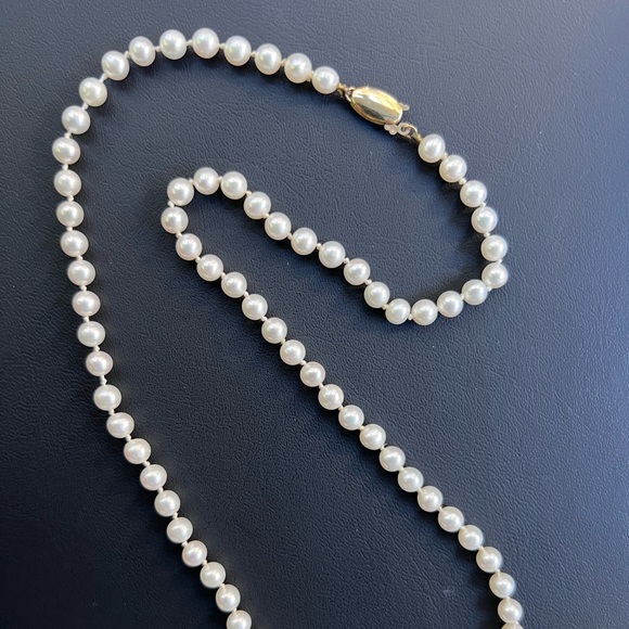 Designer freshwater pearl necklace